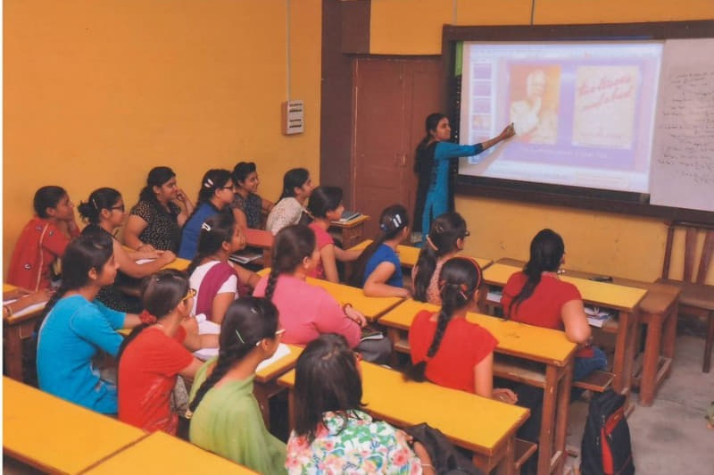 Gopichand Arya Mahila College Abohar Academic Facilities photo 6